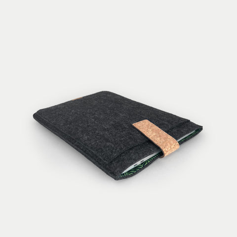 Case for Asus Zenbook | with magnetic closure and extra compartment | anthrazit - Stripes | Model "HAKA"