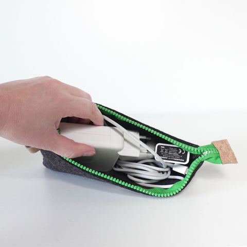 Pencil case anthracite-green | MISK