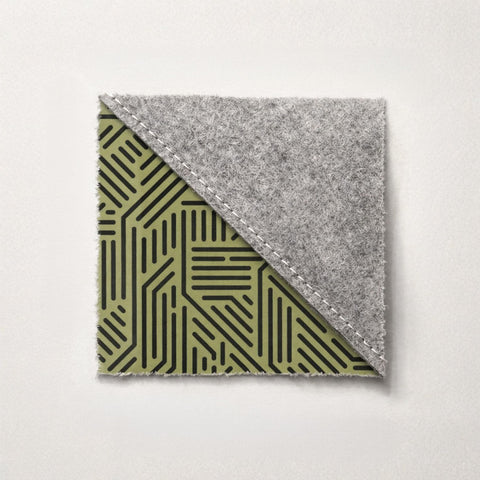Made-to-measure mobile phone case | made of felt and organic cotton | light grey - stripes | "LET" model