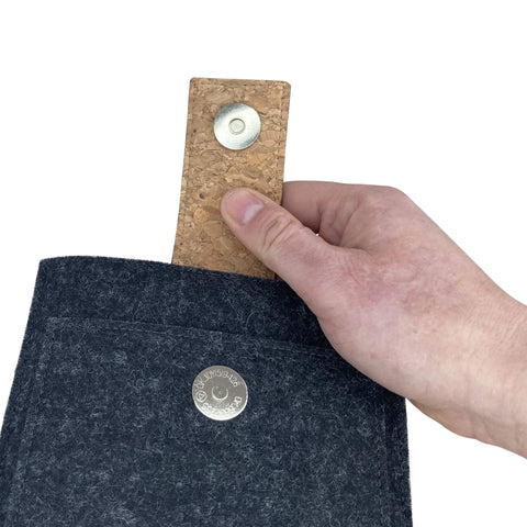 Case for Kobo Clara HD | with magnetic closure and extra compartment | anthracite - Shapes | model "HAKA"