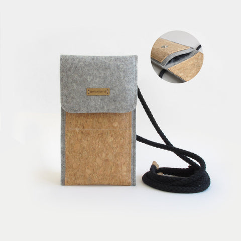 Shoulder Case for iPhone 12 | made of felt and organic cotton | light gray - tracks | Model KEDJA