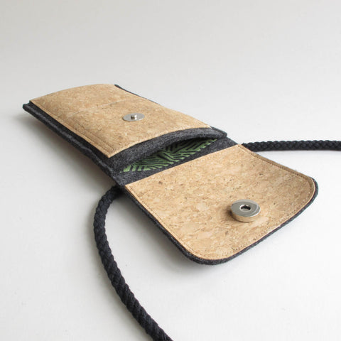 Shoulder bag for iPhone 12 mini | made of felt and organic cotton | anthracite - stripes | Model KEDJA