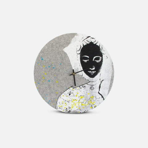 Felt and cork wall clock 30 cm | Design "Woman" by Anja Streese