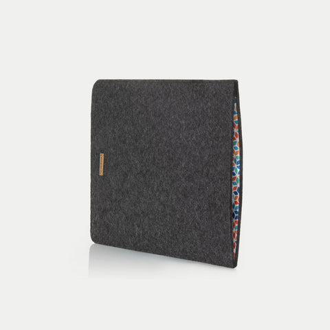 Sleeve for MacBook Pro 13 | made of felt and organic cotton | anthracite - Colorful | "LET" model