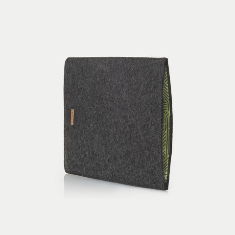 Sleeve for MacBook Pro 15 | made of felt and organic cotton | anthracite - Shapes | "LET" model