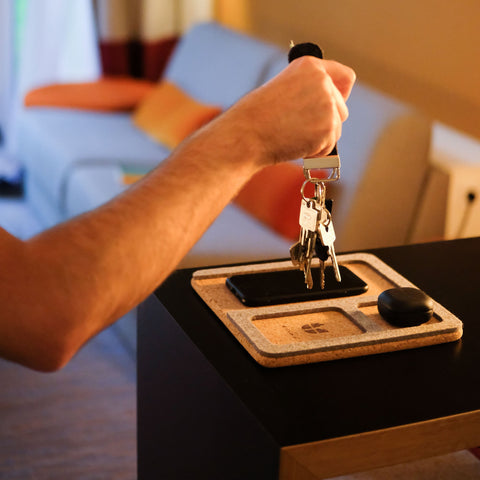 Organizer for mobile phone, keys, jewelery etc. | made of felt and cork | anthracite