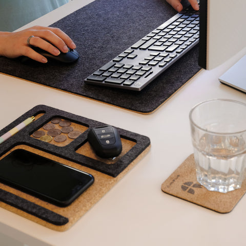 Organizer for mobile phone, notepad, pen, keys etc. | made of felt and cork | anthracite