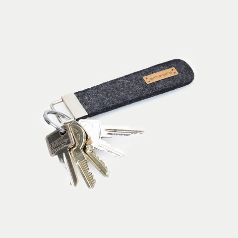 Felt keychain | anthracite