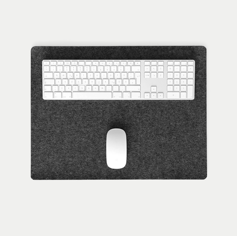 Desk pad made of felt and cork | 38x50cm | anthracite