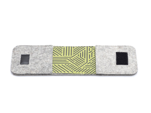EC card case made of felt | light gray - stripes