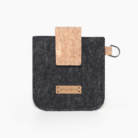 Filz Schutzhülle für Bluetooth Kopfhörer mit Magnetverschluss und Korklasche