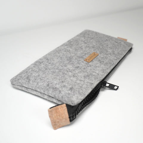 Pencil case light gray-black | MISK