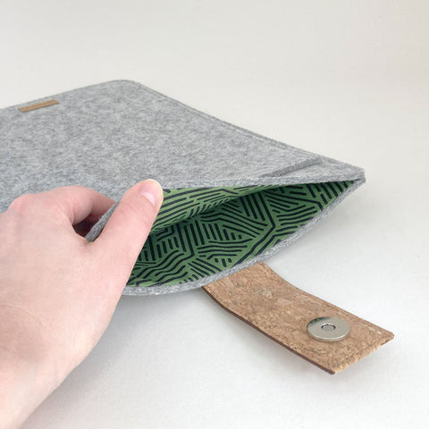 custom tablet case | with magnetic closure and extra compartment | hellgrau - Stripes | Model "HAKA"