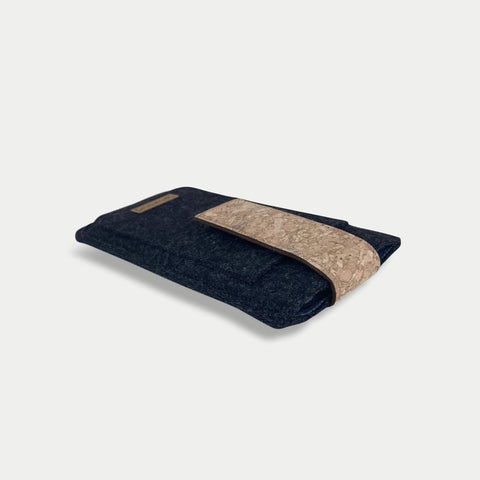 custom-made cell phone case | with magnetic closure and extra compartment | anthracite - Tracks | model HAKA