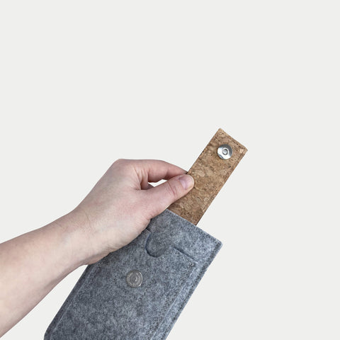 custom-made cell phone case | with magnetic closure and extra compartment | light gray - Bloom | model HAKA
