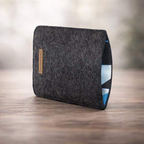 Made-to-measure mobile phone case | made of felt and organic cotton | anthracite - shapes | "LET" model