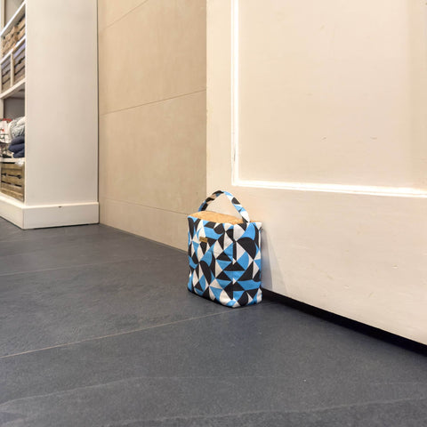 Sustainable doorstop | from fabric scraps | Shapes