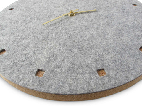Wall clock made of felt and cork 30 cm | light gray - gold | Design: Esbjerg