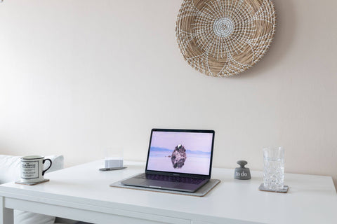 Mat for MacBooks made of felt and cork | 26x38cm | light grey
