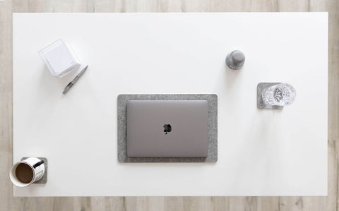 Mat for MacBooks made of felt and cork | 26x38cm | light grey