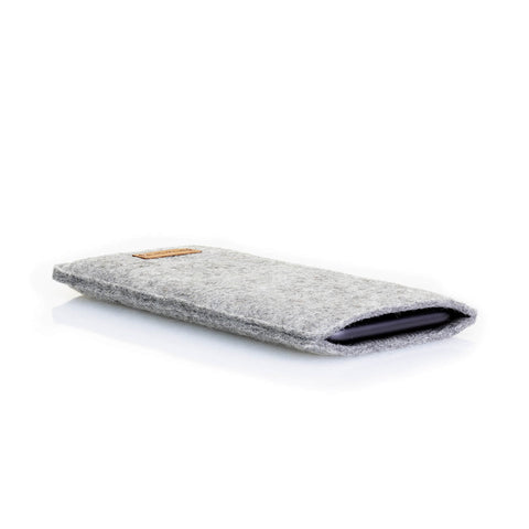 Mobile phone case for Xiaomi Redmi 10 | made of felt and organic cotton | light gray - tracks | Model "LET"