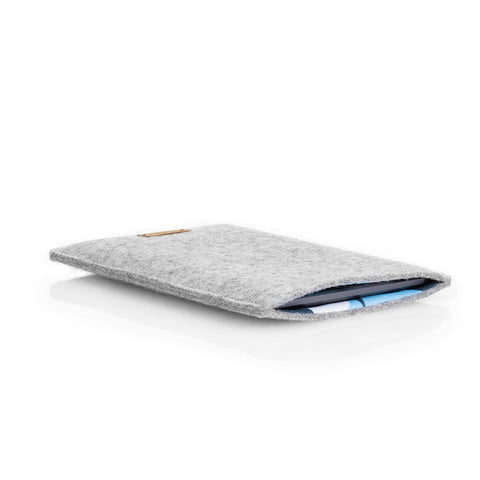 Cover for Kindle Scribe | made of felt and organic cotton | light grey - shapes | "LET" model