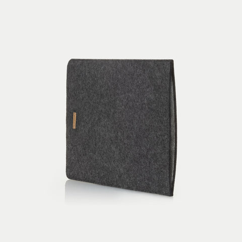 Case for MacBook Air M2 13.6" | made of felt and organic cotton | anthracite - Tracks | model "LET"