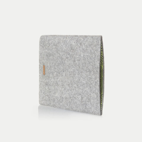 Sleeve for MacBook Pro 13 | made of felt and organic cotton | light grey - Stripes | "LET" model