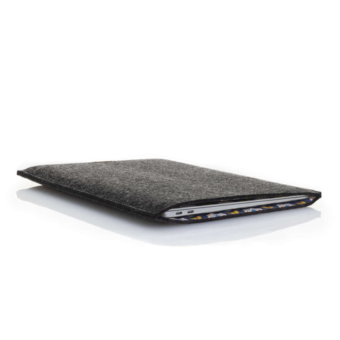 Sleeve for MacBook Pro 16 | made of felt and organic cotton | anthracite - Bloom | "LET" model