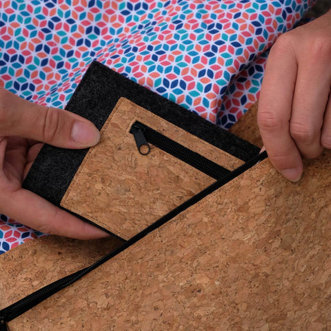 Mobile phone case with card compartment for Carbon 1 MK II | anthracite - shapes | Model "ZIP"