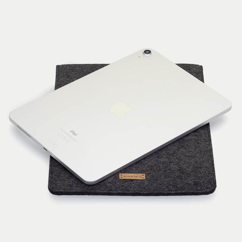 Sleeve for iPad Pro 12.9" - 5th gen | made of felt and organic cotton | anthracite - colorful | "LET" model