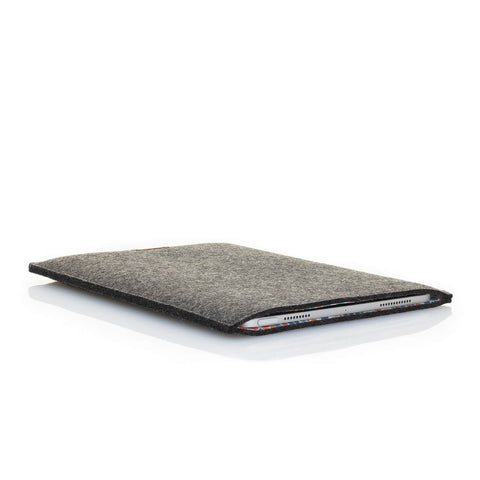 Sleeve for iPad Mini - 5th gen | made of felt and organic cotton | anthracite - colorful | "LET" model