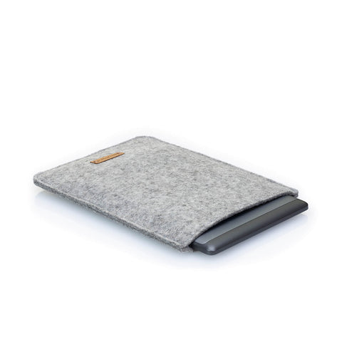 Case for PocketBook InkPad 3 | made of felt and organic cotton | light gray - stripes | Model "LET"